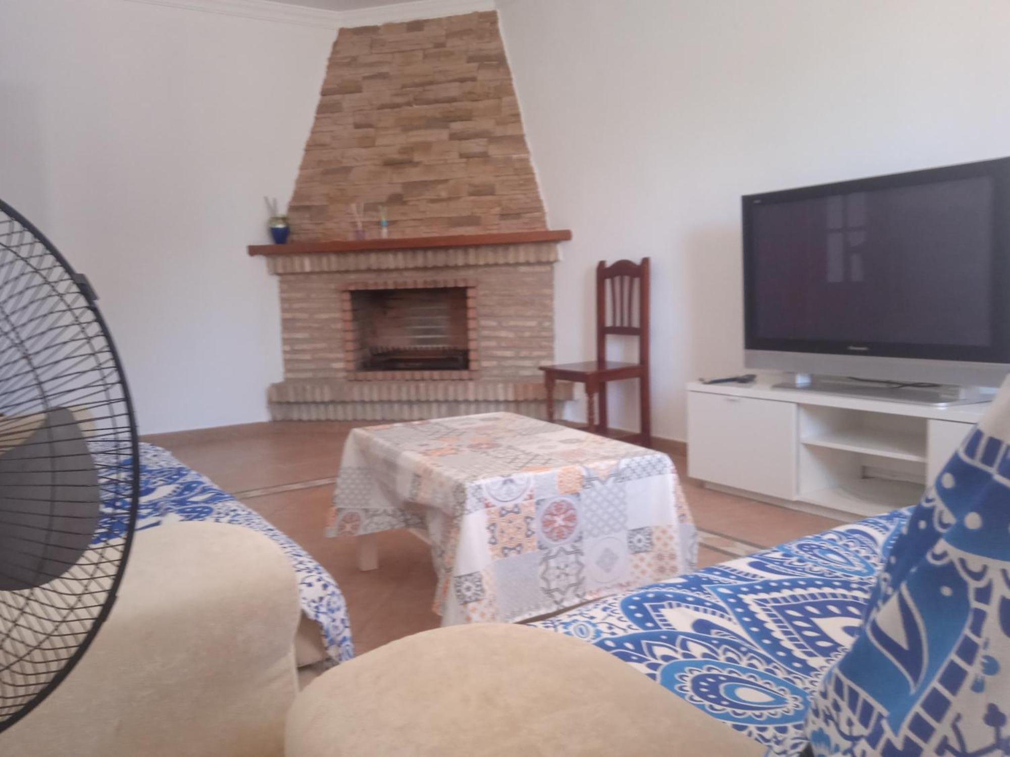Agradable Chalet Con Piscina Para Escapadas. 치클라나 데 라 프론테라 외부 사진