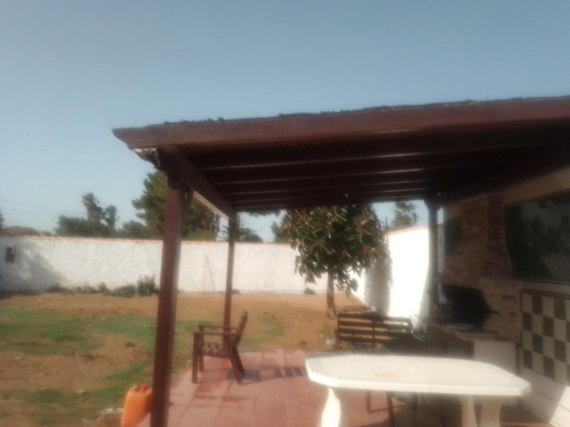 Agradable Chalet Con Piscina Para Escapadas. 치클라나 데 라 프론테라 외부 사진